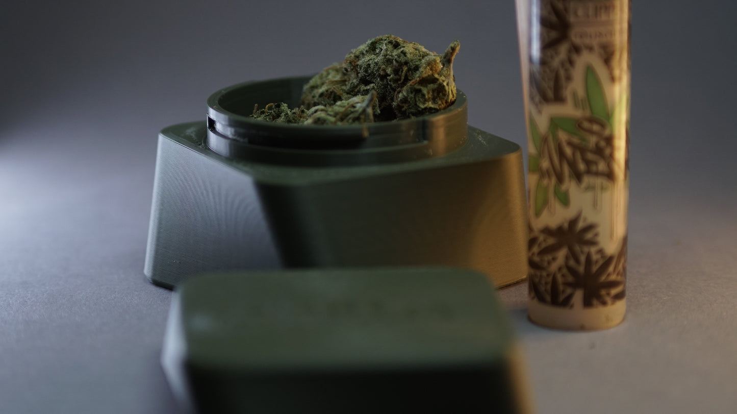 Twisted Cube Stash Box