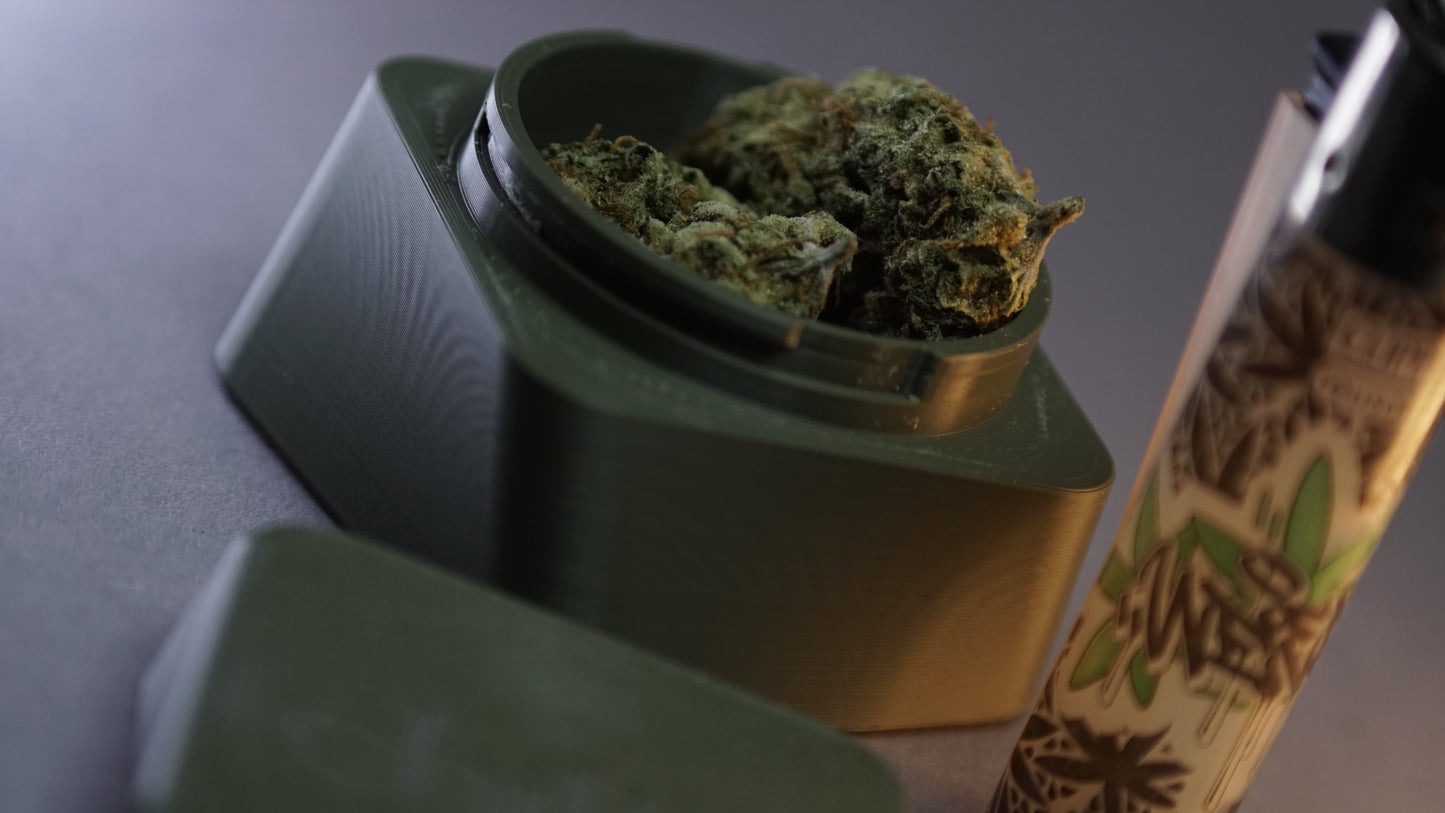 Twisted Cube Stash Box